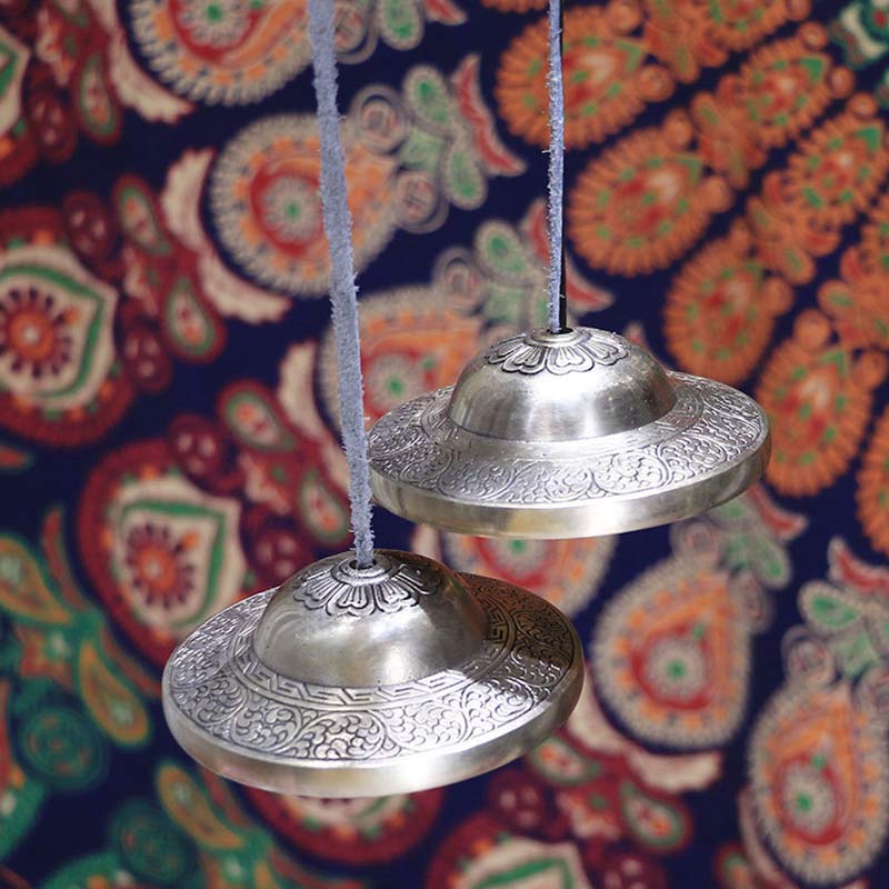 ATELIER-TIBET Cloches Tingsha en Cuivre – Cymbales Tibétaines de Méditation avec Mantra “Om Mani Padme Hum”
