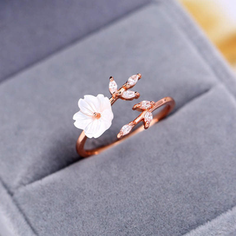 ATELIER-TIBET – Bague Porte-Bonheur Unisexe en Cuivre – Motif Feuille de Prunier (Ajustable)
