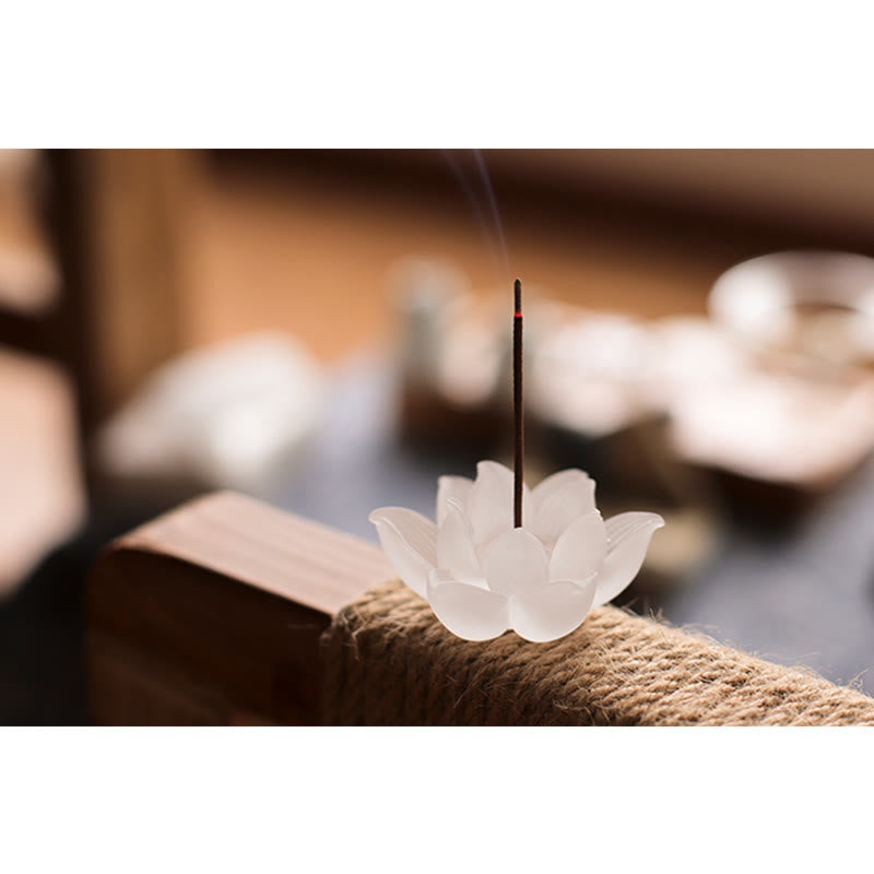 ATELIER-TIBET – Porte-Encens Lotus Blanc en Cristal Liuli – Méditation & Sérénité