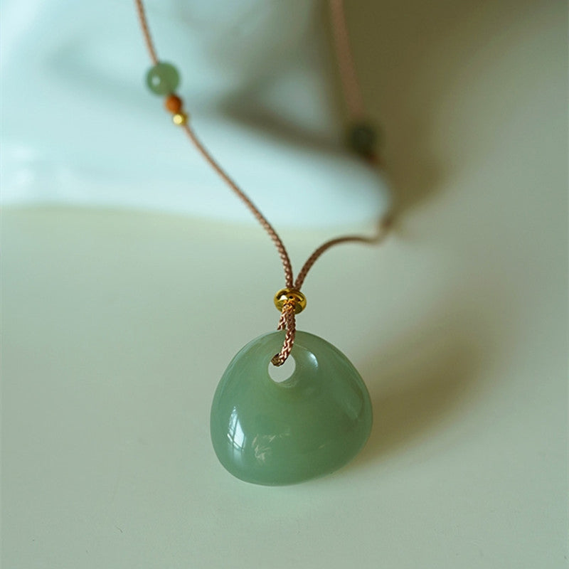 ATELIER-TIBET – Collier Pendentif en Jade Naturel