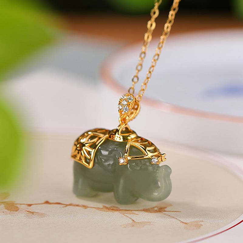ATELIER-TIBET – Collier en Jade Naturel avec Pendentif Éléphant en Argent Sterling 925