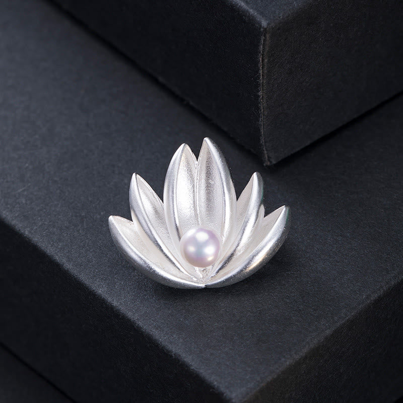 ATELIER-TIBET Broche Lotus & Perle Argent 925 – Renaissance & Élégance