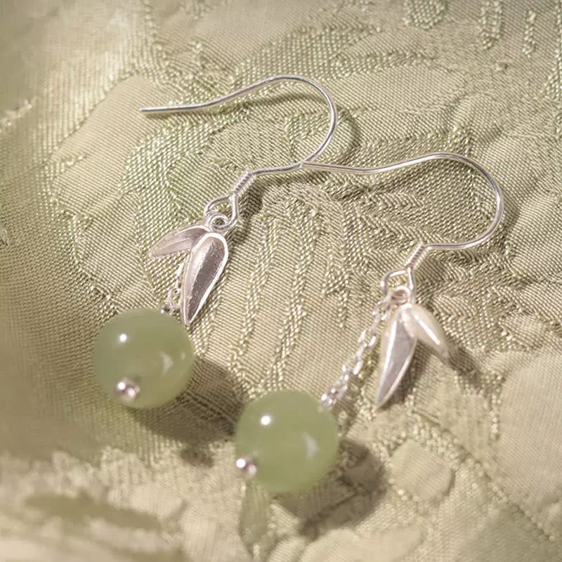 ATELIER-TIBET – Boucles d’Oreilles Pendantes Bambou en Jade Hetian Naturel & Argent 999