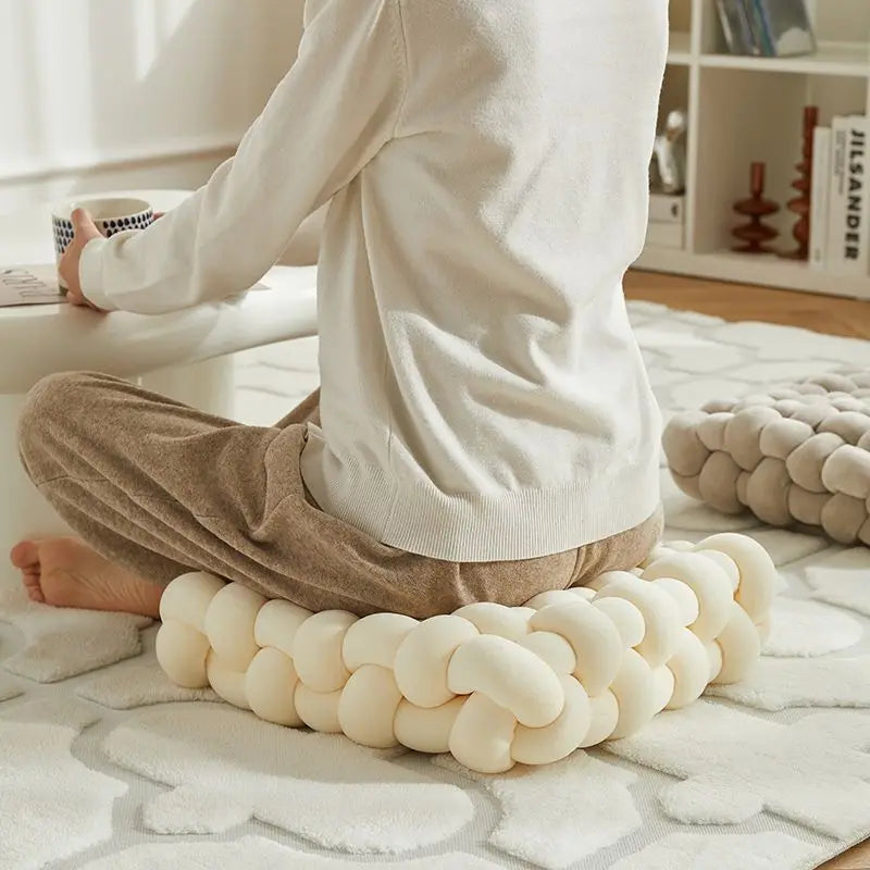 ATELIER-TIBET — Coussin de Sol Tressé en Coton 40 × 40 cm | Confort Douillet & Style Moderne