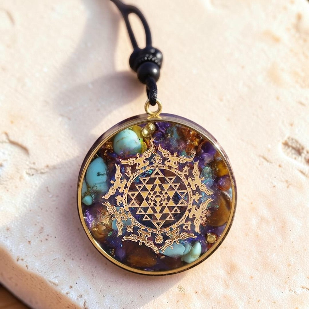 ATELIER-TIBET – Pendentif Orgonite Sri Yantra en Turquoise & Oeil de Tigre