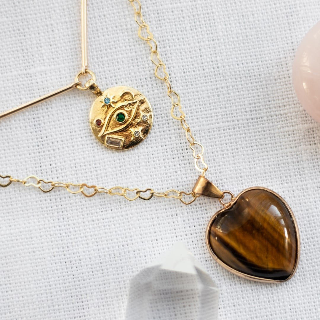ATELIER-TIBET – Collier Double Coeur Protecteur en Oeil de Tigre