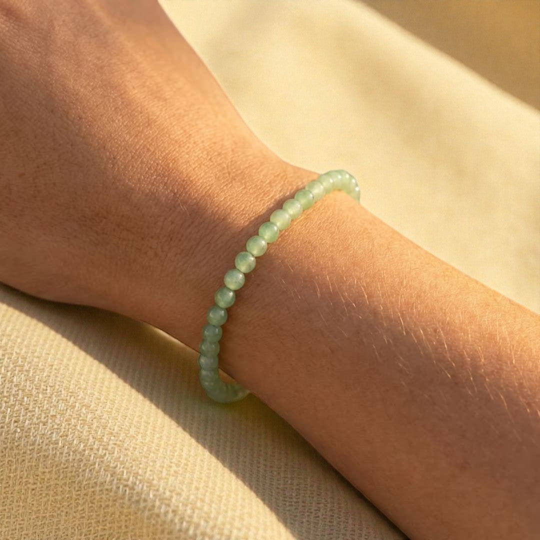 Atelier Tibet fine green aventurine beaded bracelet, 4mm natural stones on elastic cord.