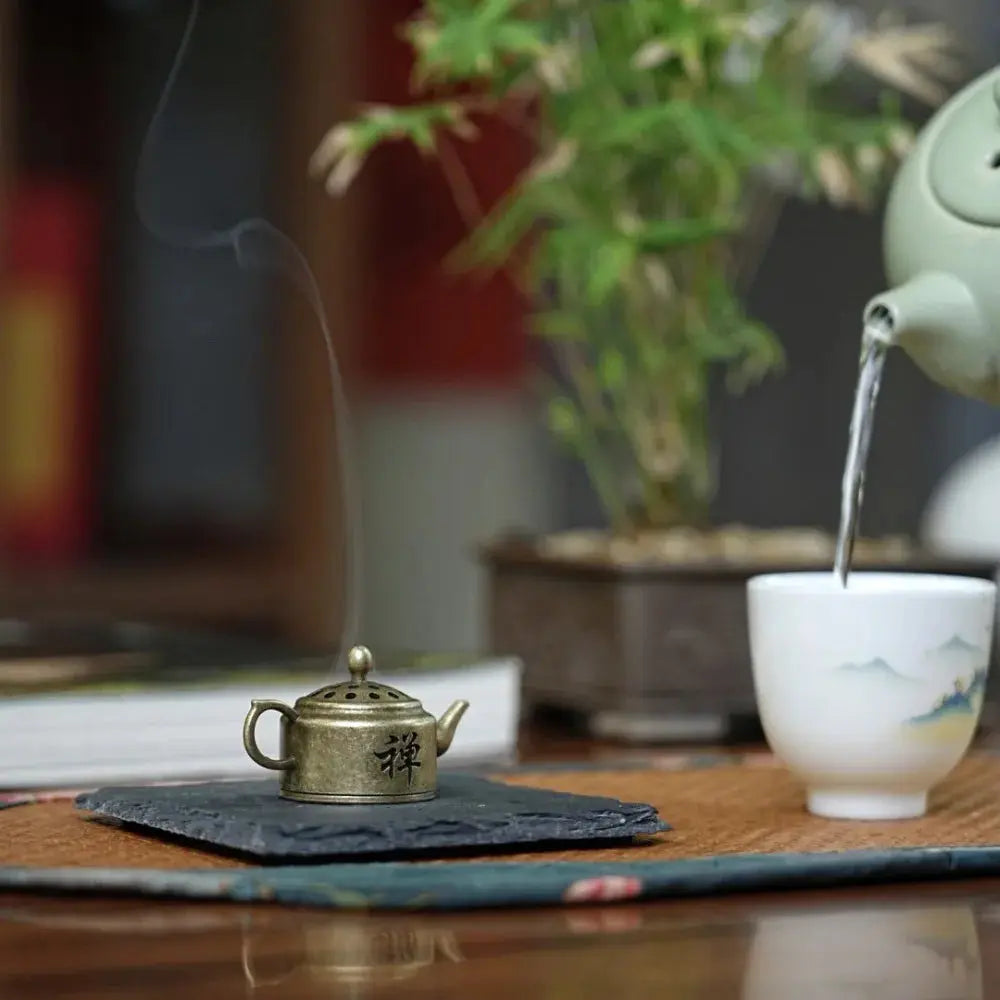 ATELIER-TIBET – Brûleur d’Encens Théière Mini en Laiton, Élégance & Tradition