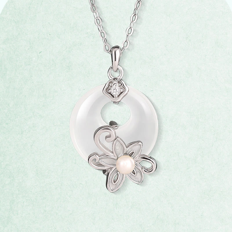 ATELIER-TIBET – Collier Lotus en Calcédoine Naturelle & Argent Sterling 999
