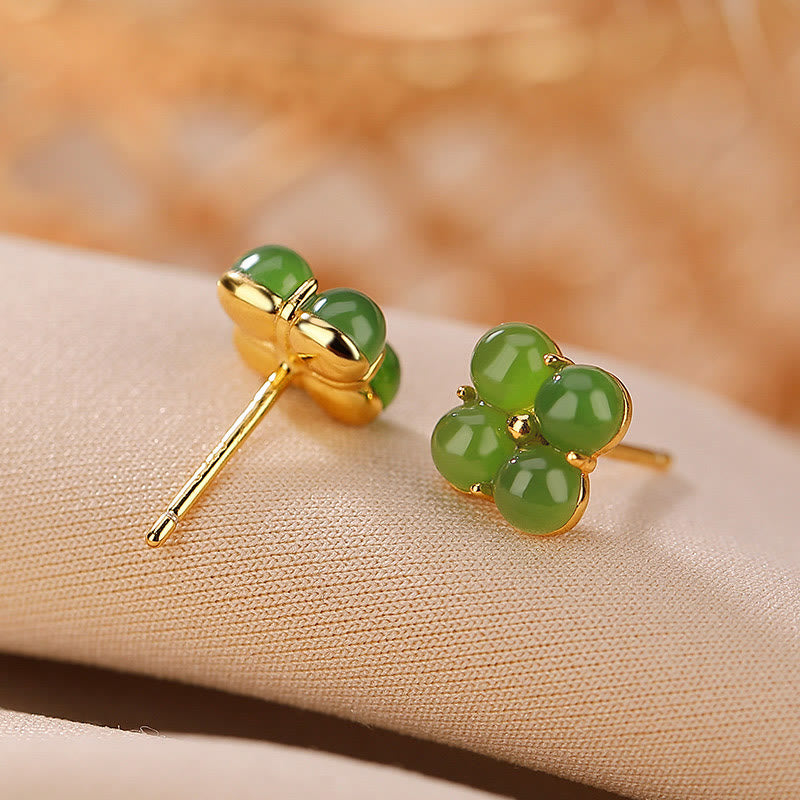 ATELIER-TIBET – Boucles d’Oreilles Clous Trèfle à Quatre Feuilles en Jade Cyan – 8 mm