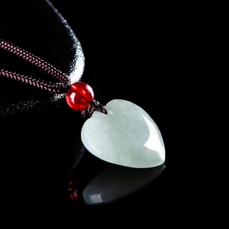ATELIER-TIBET – Pendentif Cœur en Jade Naturel, Symbole de Prospérité et d’Harmonie