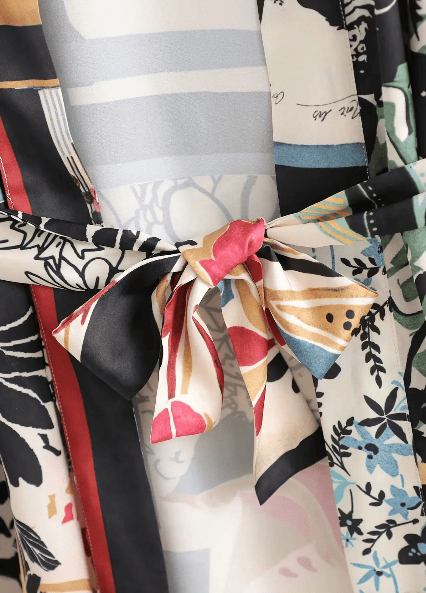Kimono court femme soie motif pivoine multi – Kintsugi