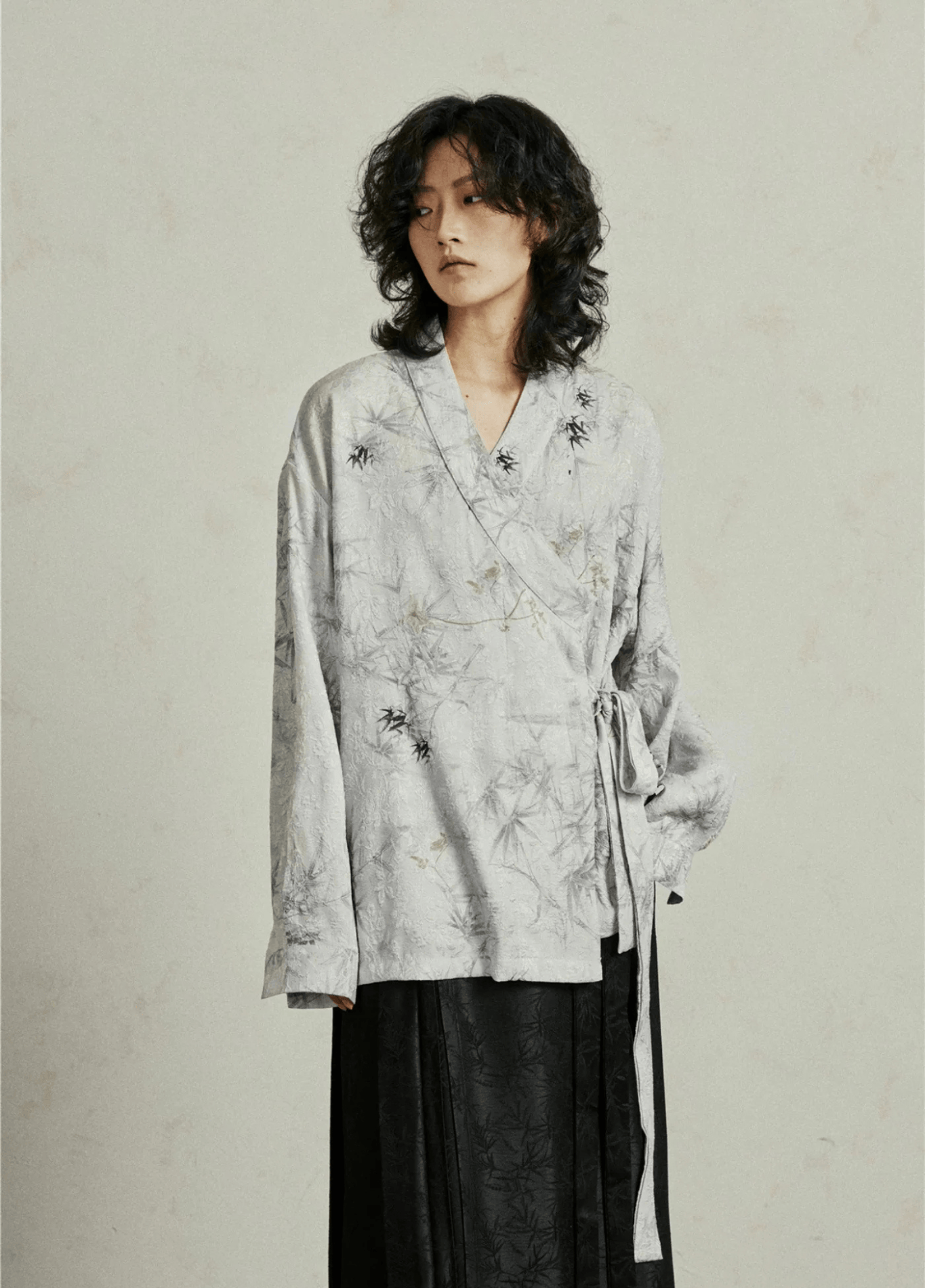 Chemisier kimono court femme jacquard gris perle – Sumi 2.0