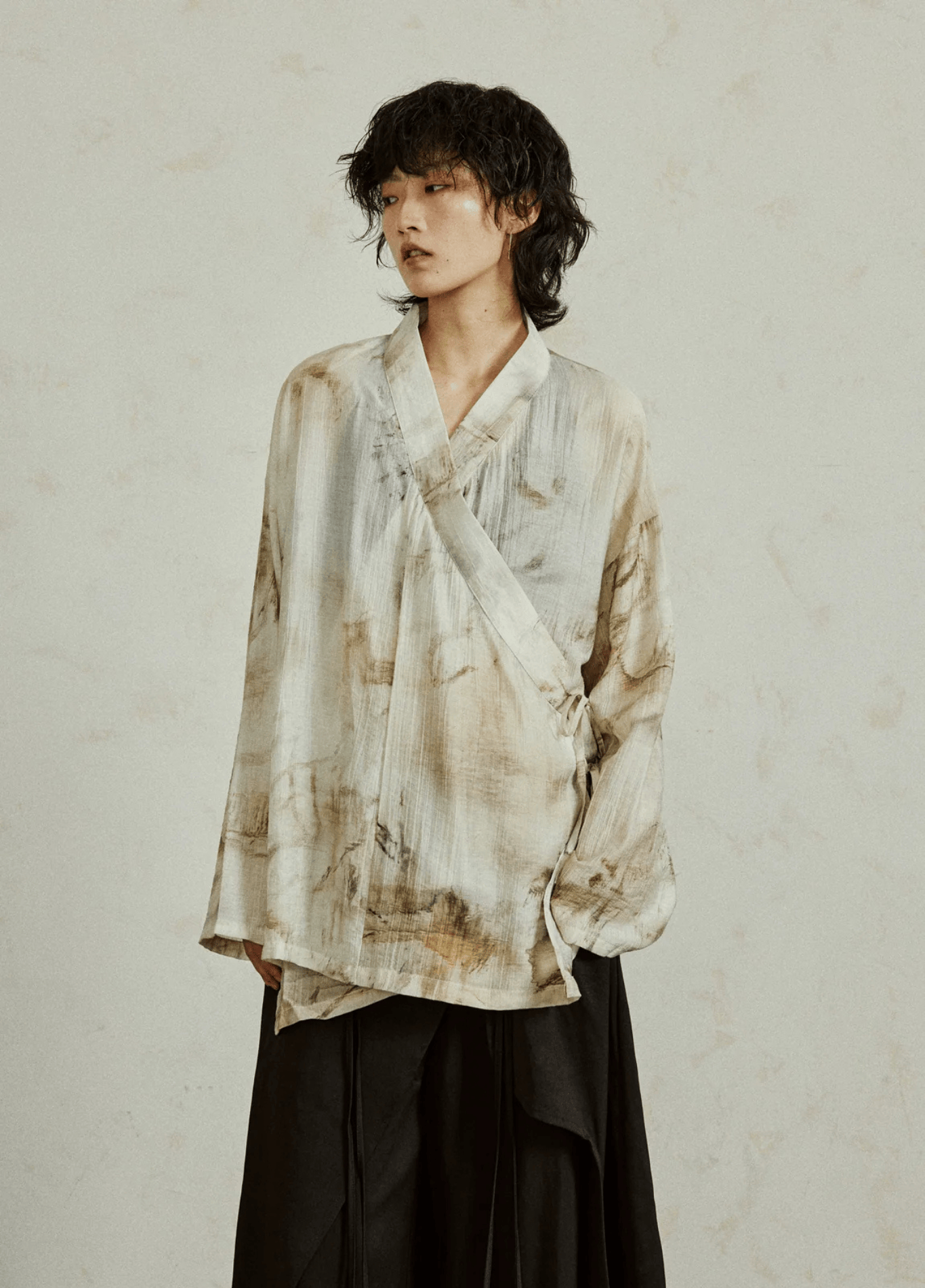 Kimono court femme gaze imprimé encre beige – Sumi-e