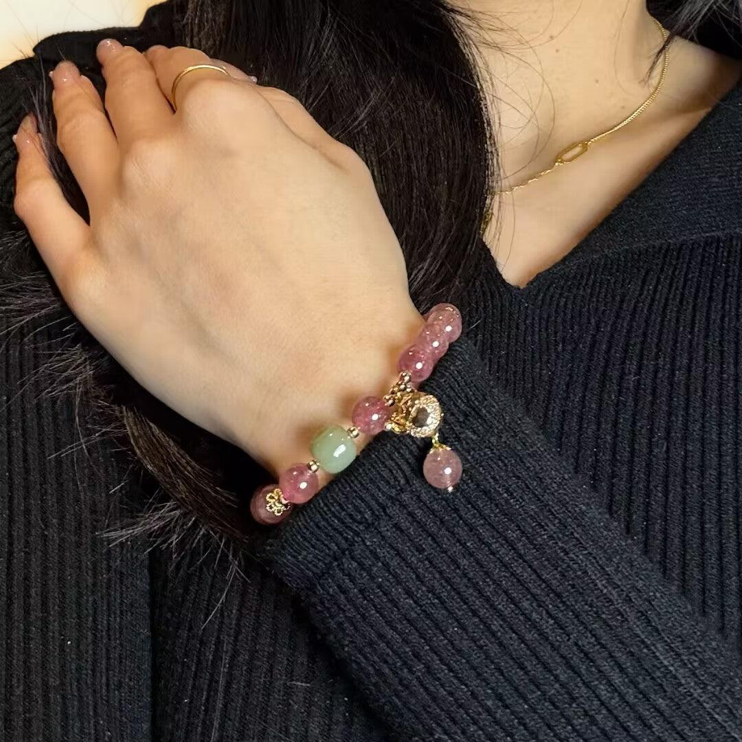 ATELIER-TIBET – Bracelet Quartz Fraise – Maneki-neko, Argent Plaqué Or