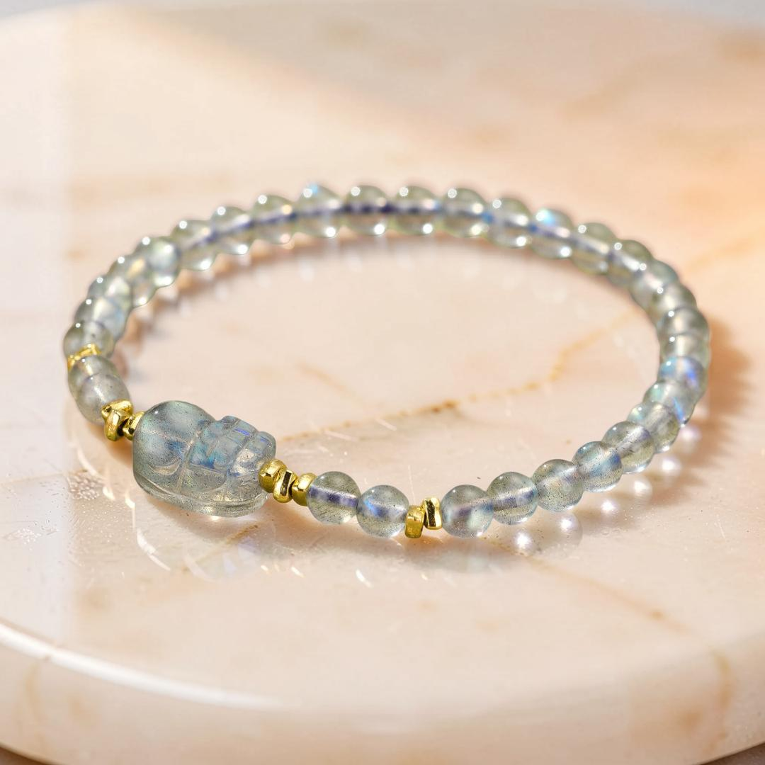 ATELIER-TIBET – Bracelet Pi Xiu Pierre de Lune et Labradorite – Magie Nocturne, Argent Plaqué Or