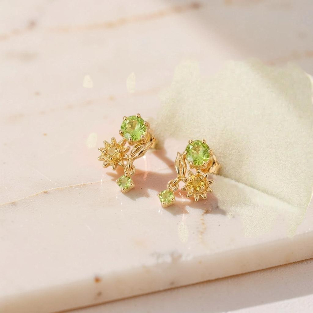 ATELIER-TIBET – Boucles d'Oreilles Péridot et Citrine – Fleur Ensoleillée, Argent Plaqué Or