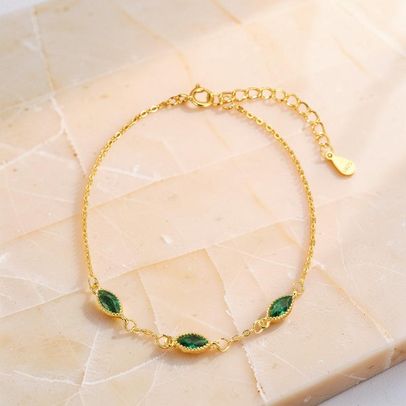 ATELIER-TIBET – Bracelet Émeraude – Lumière Royale, Argent Plaqué Or