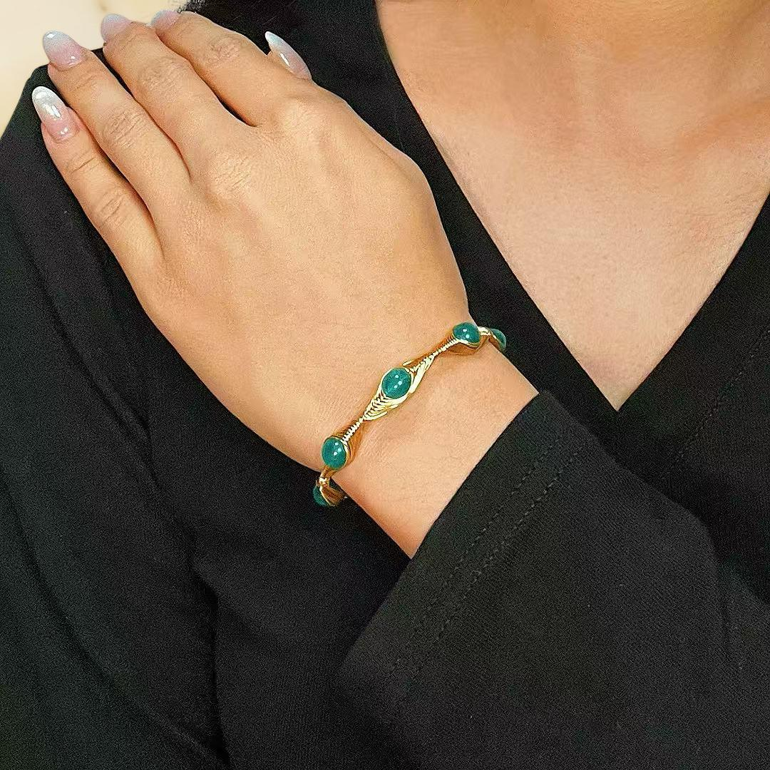 ATELIER-TIBET – Bracelet Amazonite – Fil Doré Bohème