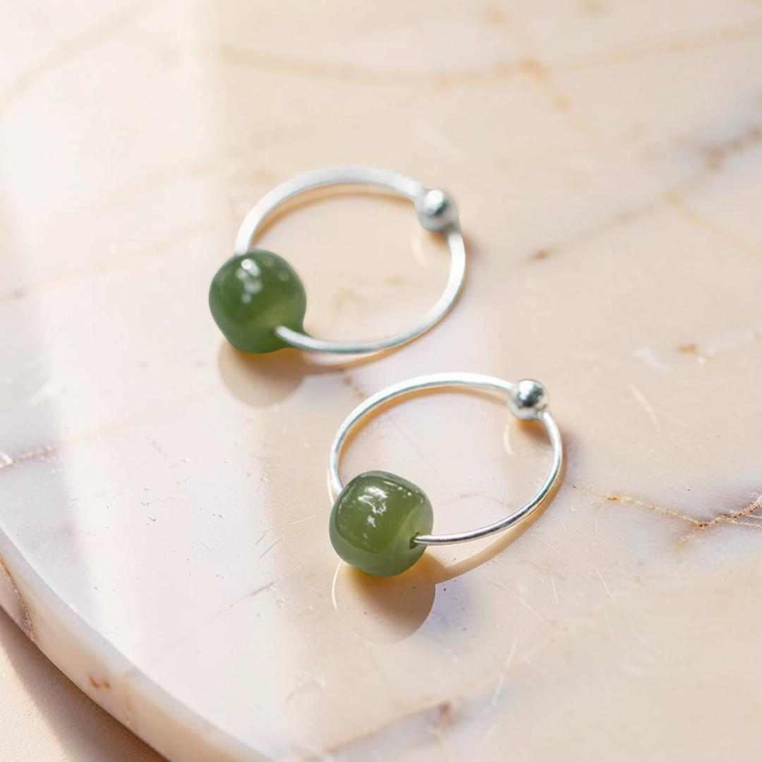 ATELIER-TIBET – Boucles d'Oreilles Jade – Élégance Naturelle, Argent 925