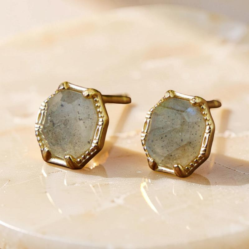 ATELIER-TIBET – Boucles d'Oreilles Labradorite – Élan Lustré, Argent Plaqué Or