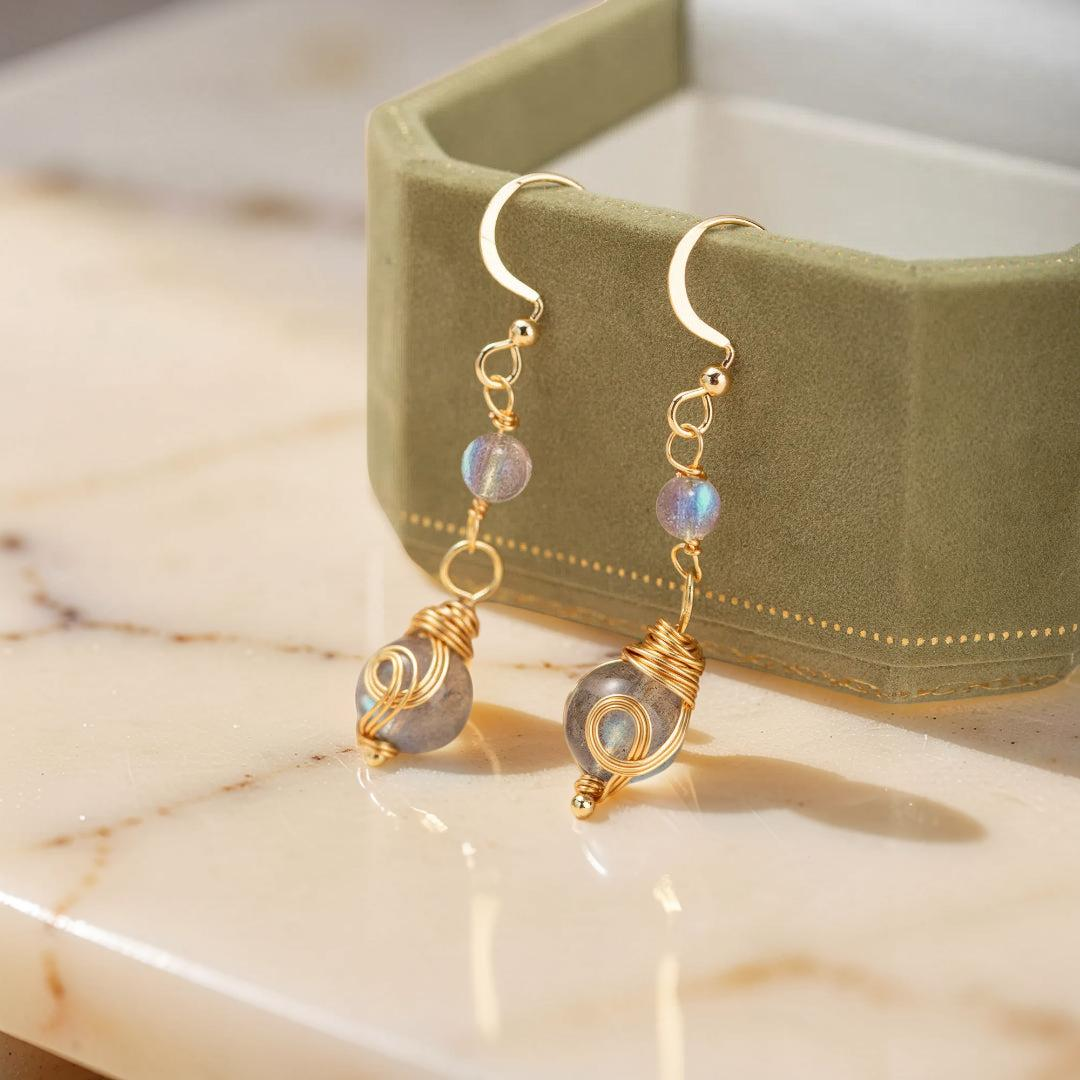 ATELIER-TIBET – Boucles d'Oreilles Labradorite – Étoile du Soir, Plaqué Or