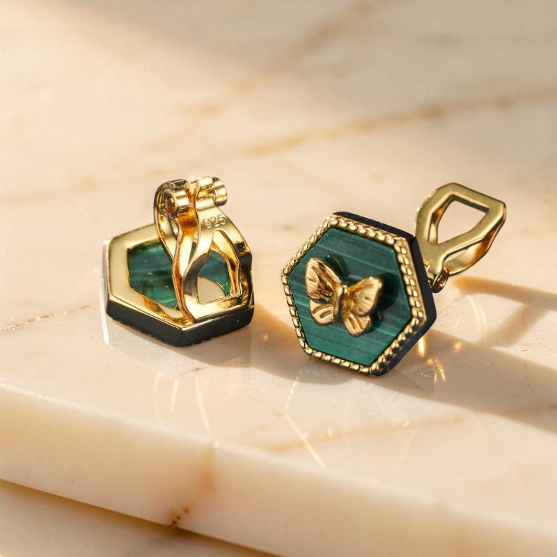 ATELIER-TIBET – Boucles d'Oreilles Malachite – Élégance Papillon, Argent Plaqué Or