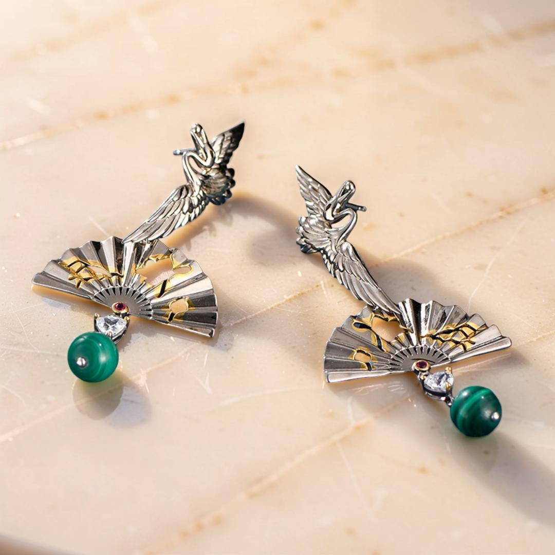 ATELIER-TIBET – Boucles d'Oreilles Malachite – Grue de Chance, Argent 925