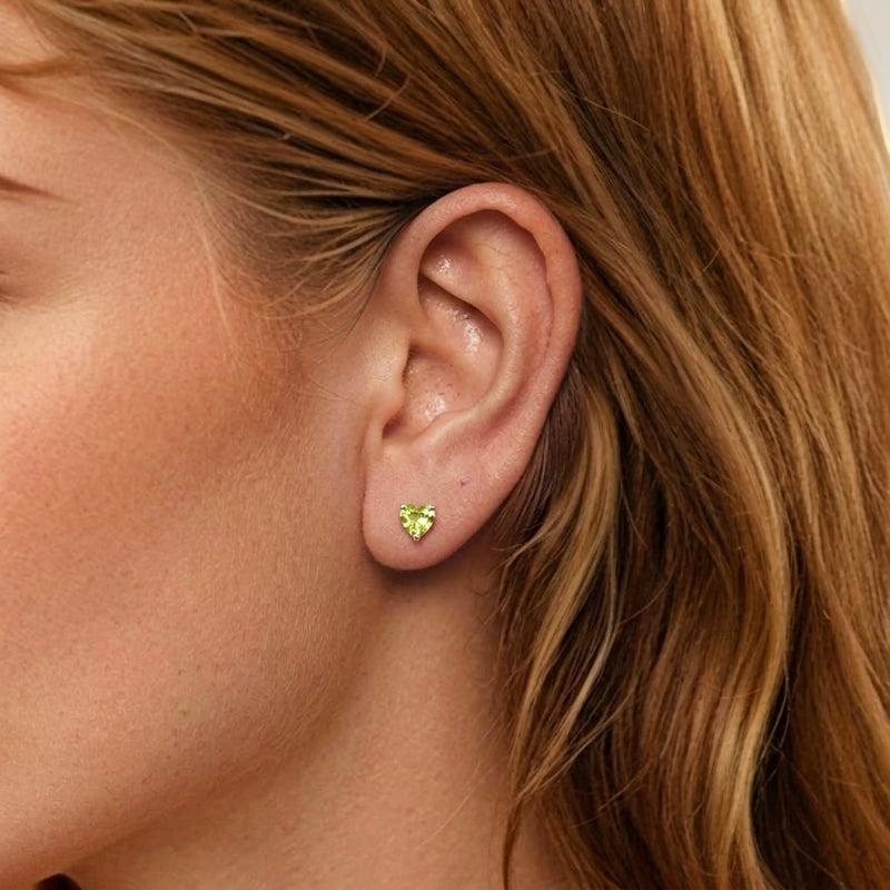 ATELIER-TIBET – Boucles d'Oreilles Péridot – Cœur Verdoyant, Argent