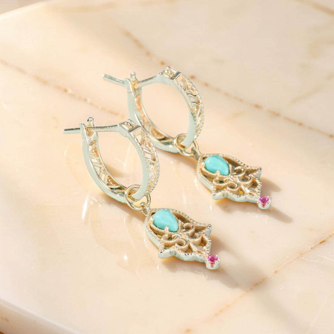 ATELIER-TIBET – Boucles d'Oreilles Turquoise – Aura Protectrice, Argent Plaqué Or