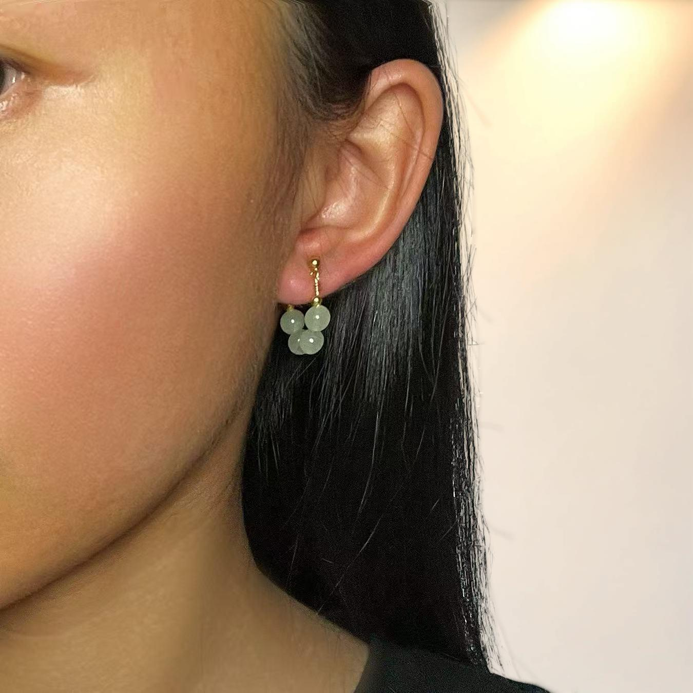 ATELIER-TIBET – Boucles d’Oreilles Créoles Jade – Sérénité Courbée, Argent