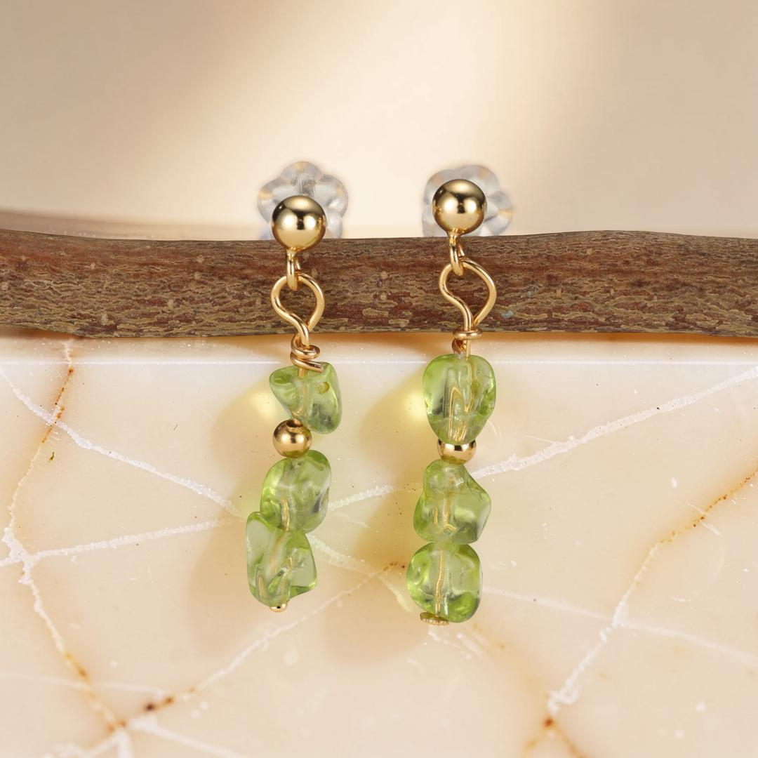 ATELIER-TIBET – Boucles d’Oreilles Pendantes Péridot – Gouttes Solaires, Argent Plaqué Or