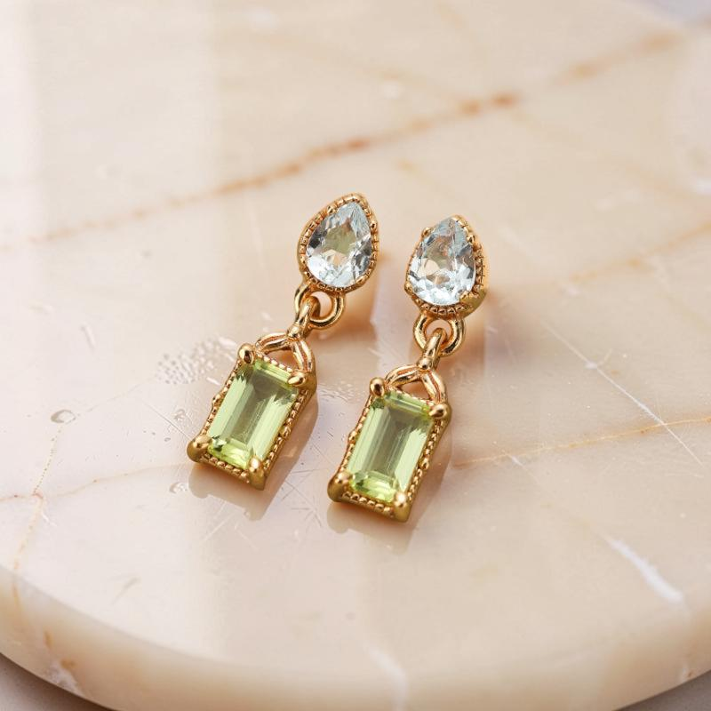 ATELIER-TIBET – Boucles d'Oreilles Péridot et Topaze – Géométrie Raffinée, Argent Plaqué Or