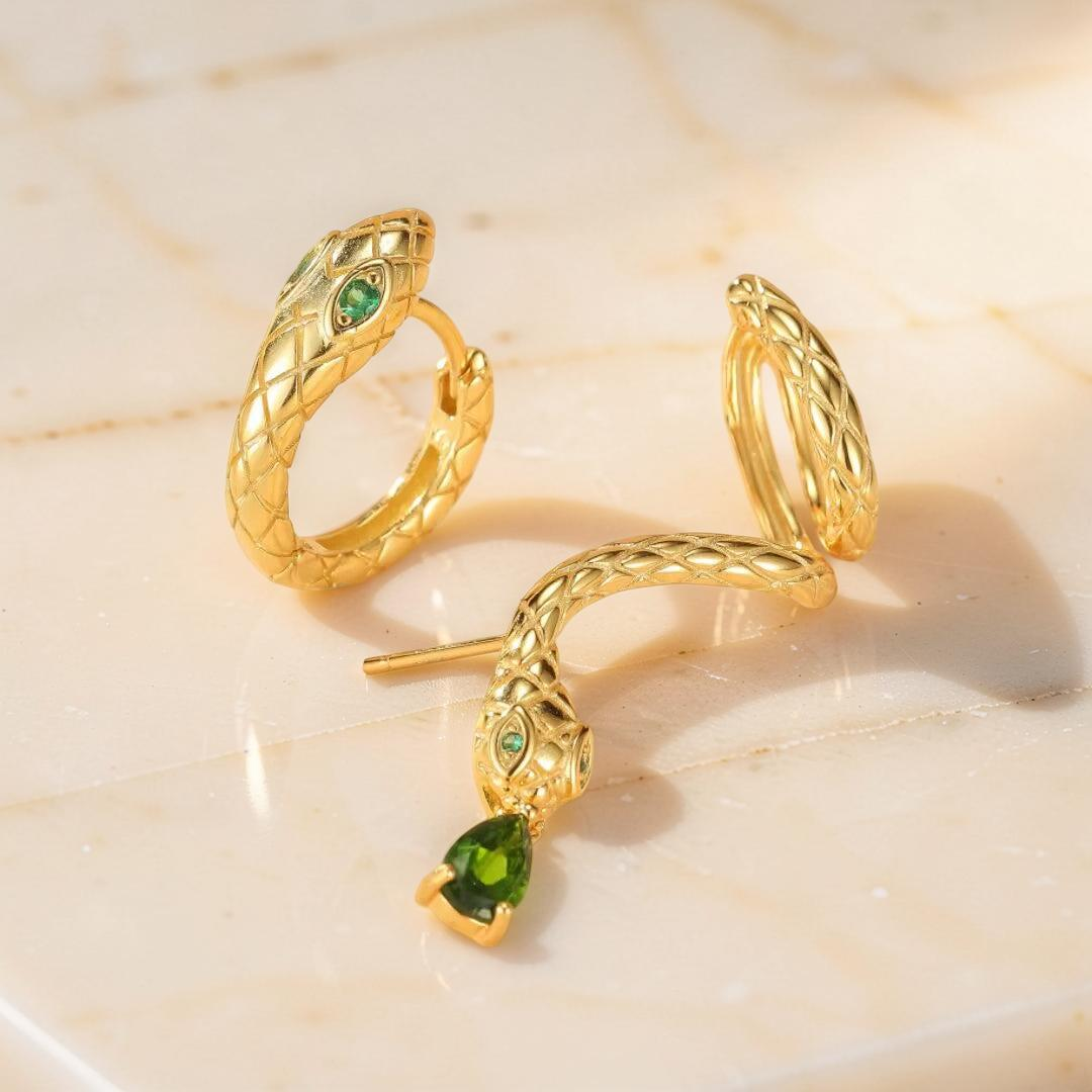 ATELIER-TIBET – Boucles d’Oreilles Serpent – Spirale de Sagesse, Argent Plaqué Or