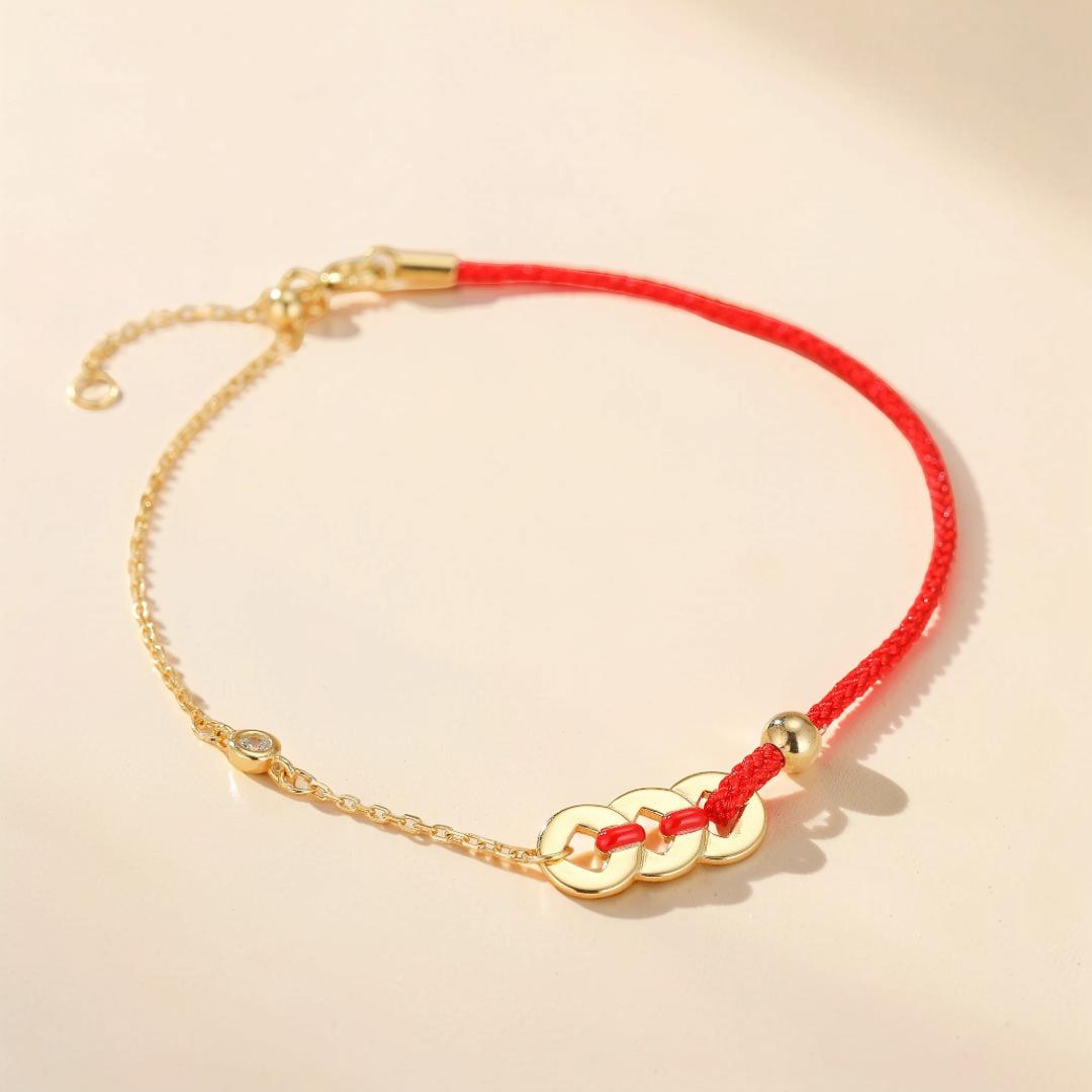 ATELIER-TIBET – Bracelet Cordon Rouge – Monnaies Porte-Bonheur, Argent Plaqué Or 18K