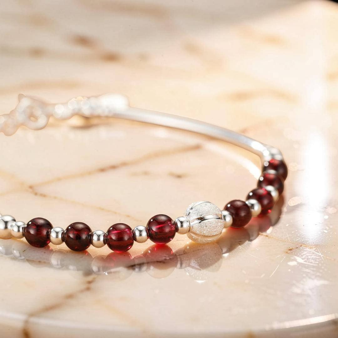 ATELIER-TIBET – Bracelet Grenat – Épure Protectrice, Argent