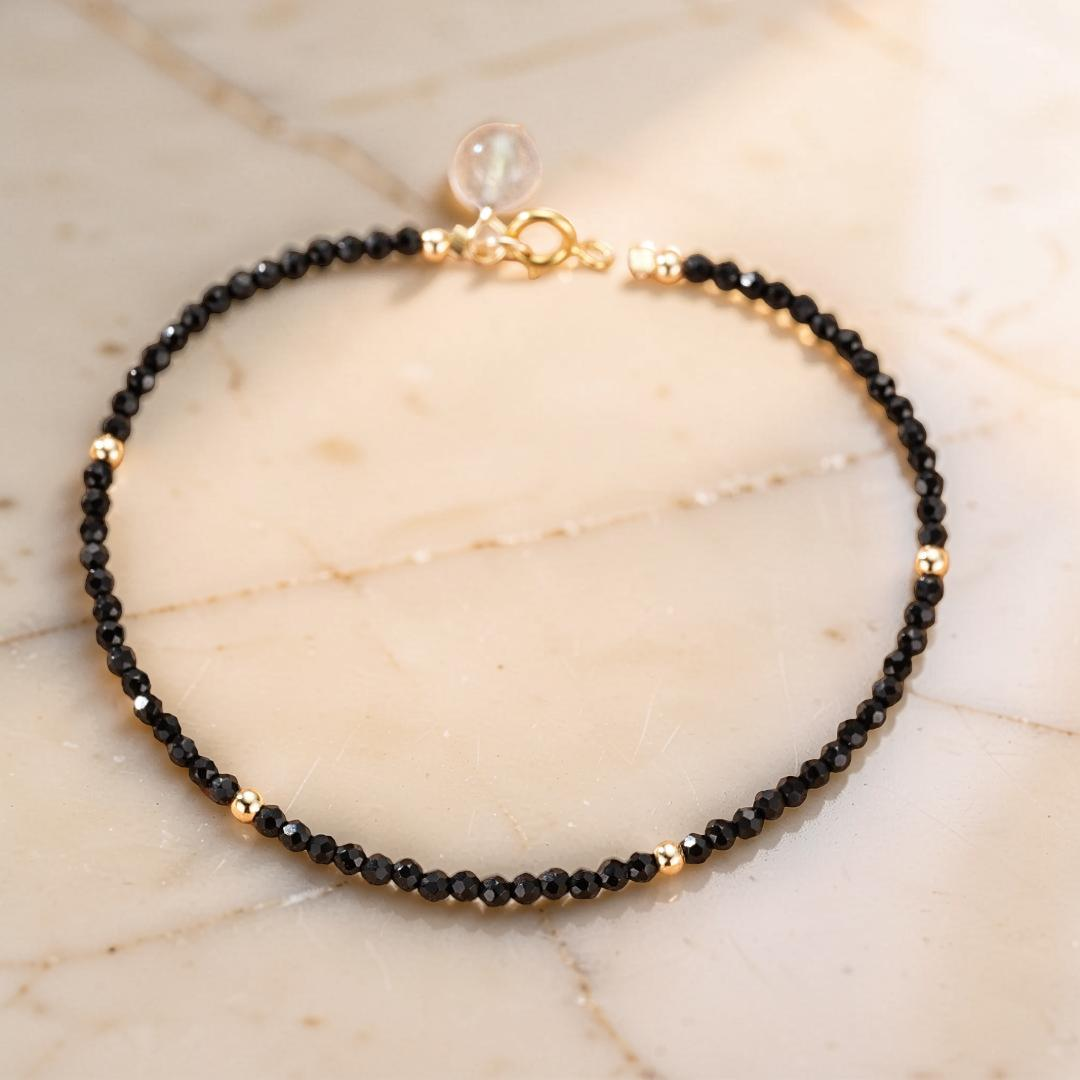 ATELIER-TIBET – Bracelet Labradorite et Cristal de Roche – Charme Subtil