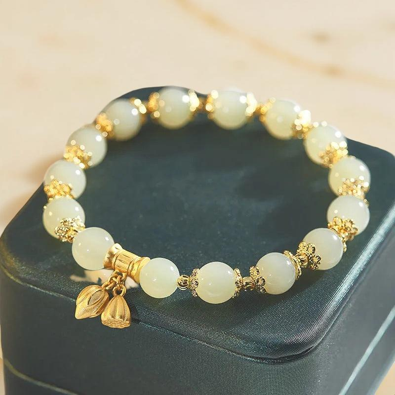 ATELIER-TIBET – Bracelet Lotus en Jade – Sérénité Pure, Argent Plaqué Or
