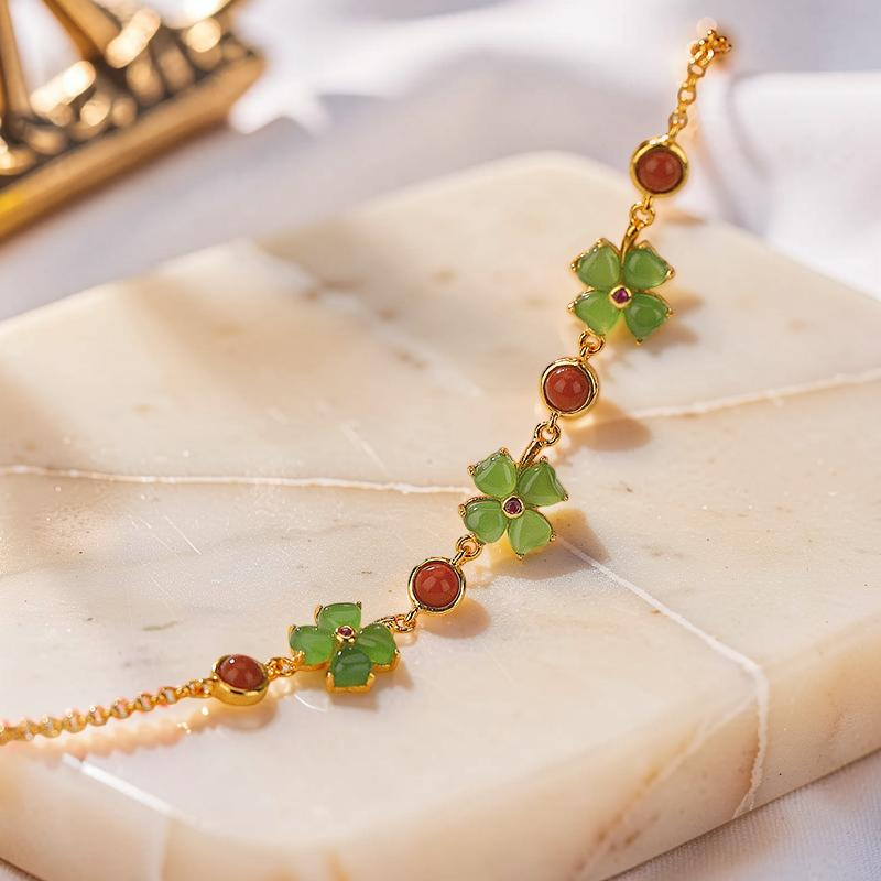 ATELIER-TIBET – Bracelet Trèfle en Jade – Chance Sereine, Argent Plaqué Or