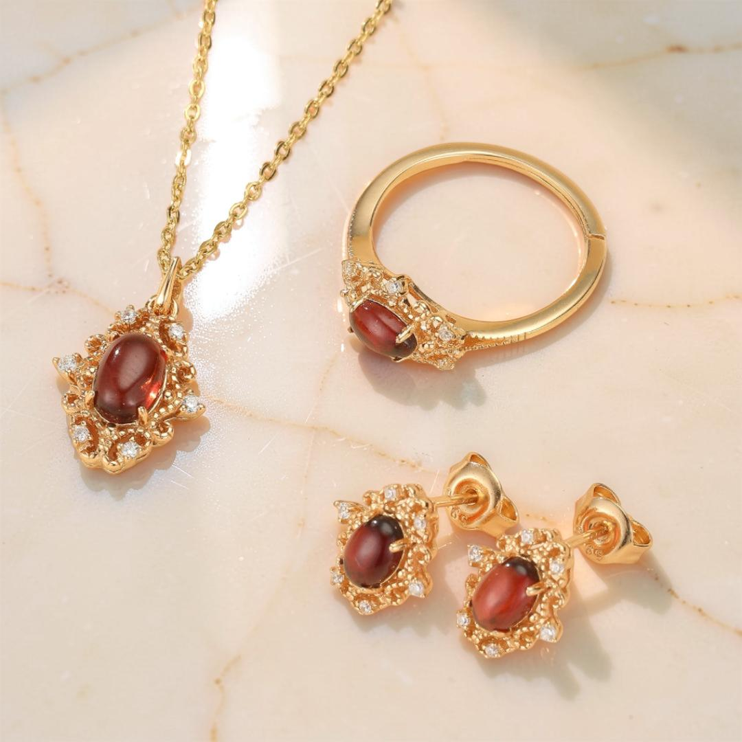 ATELIER-TIBET – Boucles d'Oreilles Grenat – Flamme Royale, Argent Plaqué Or 10K