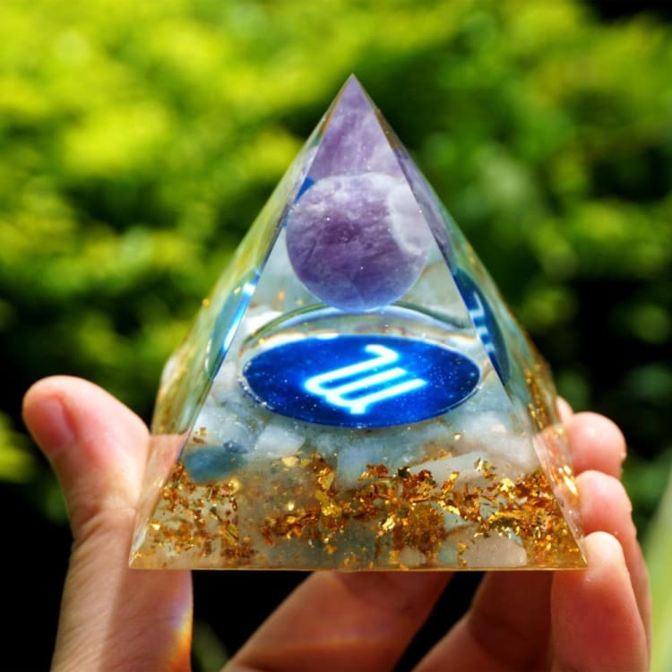 ATELIER-TIBET Pyramide du Zodiac en Orgonite et Améthyste de 10cm symbole du Scorpion