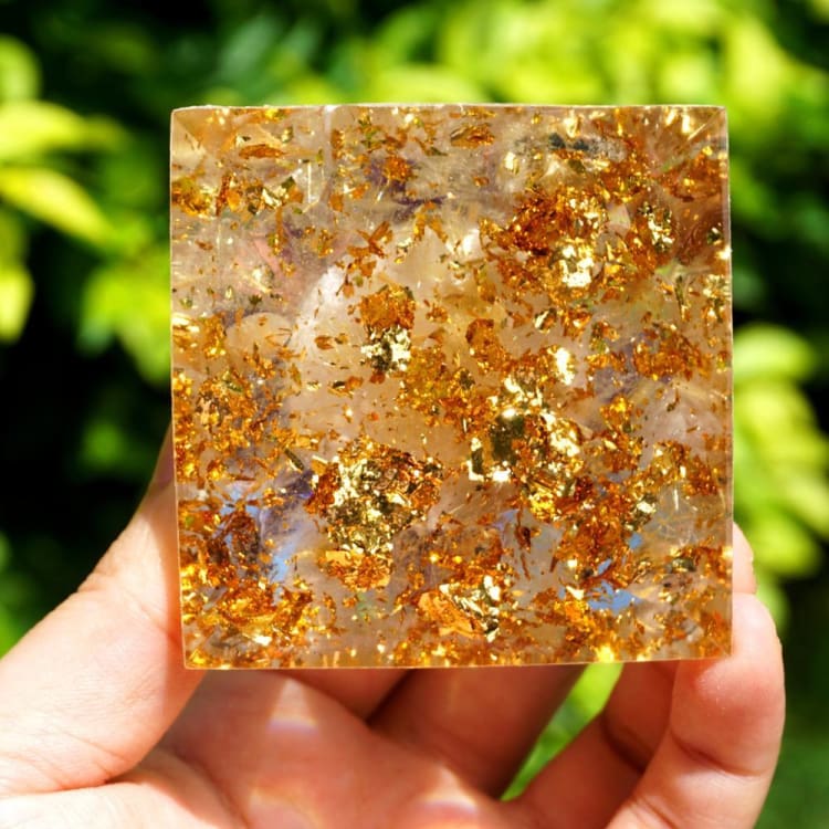 ATELIER-TIBET Pyramide du Zodiac en Orgonite et Quartz Rose de 10cm symbole de la Balance