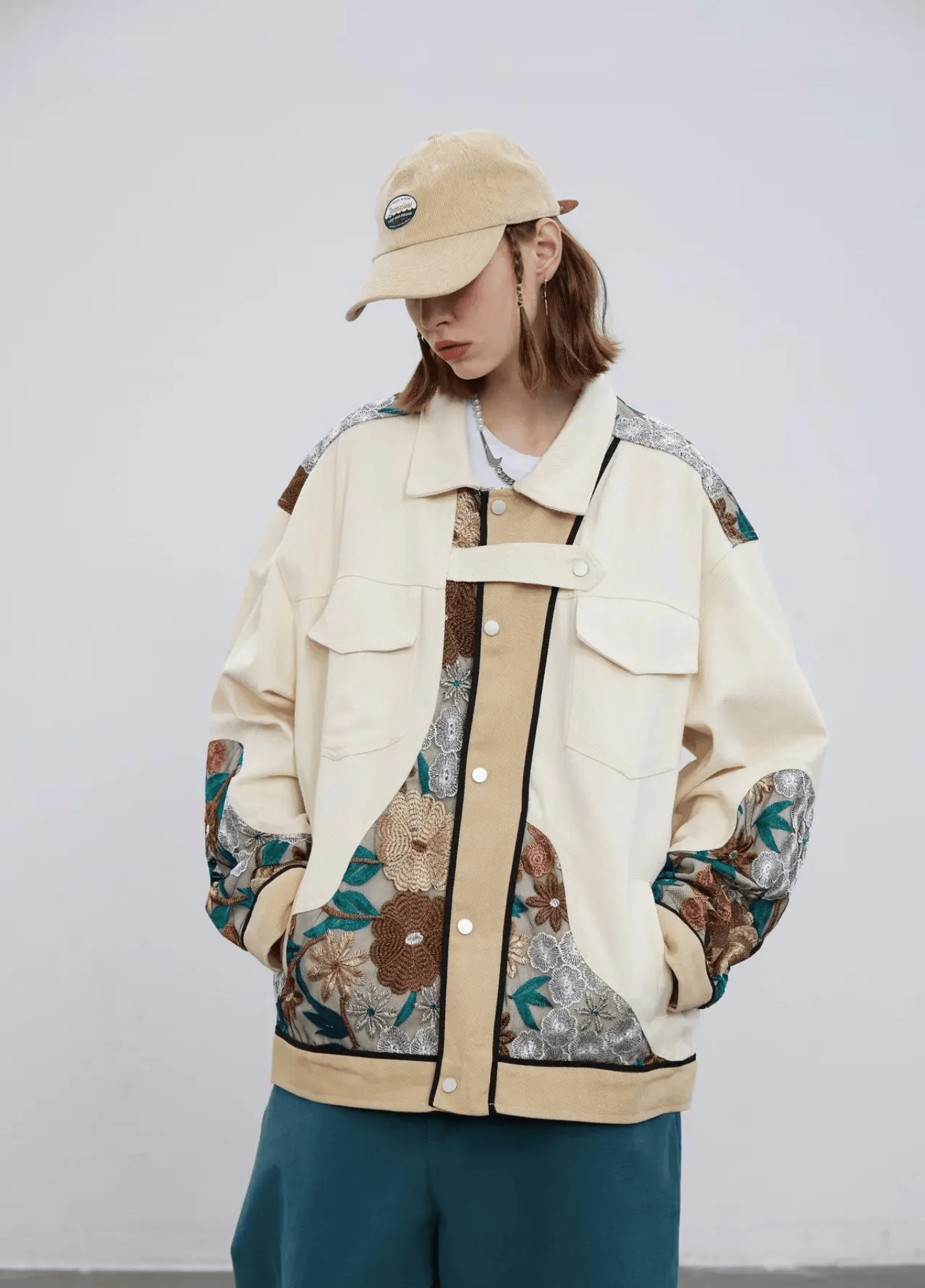 Veste kimono femme motif chrysanthème beige – Kiku Street