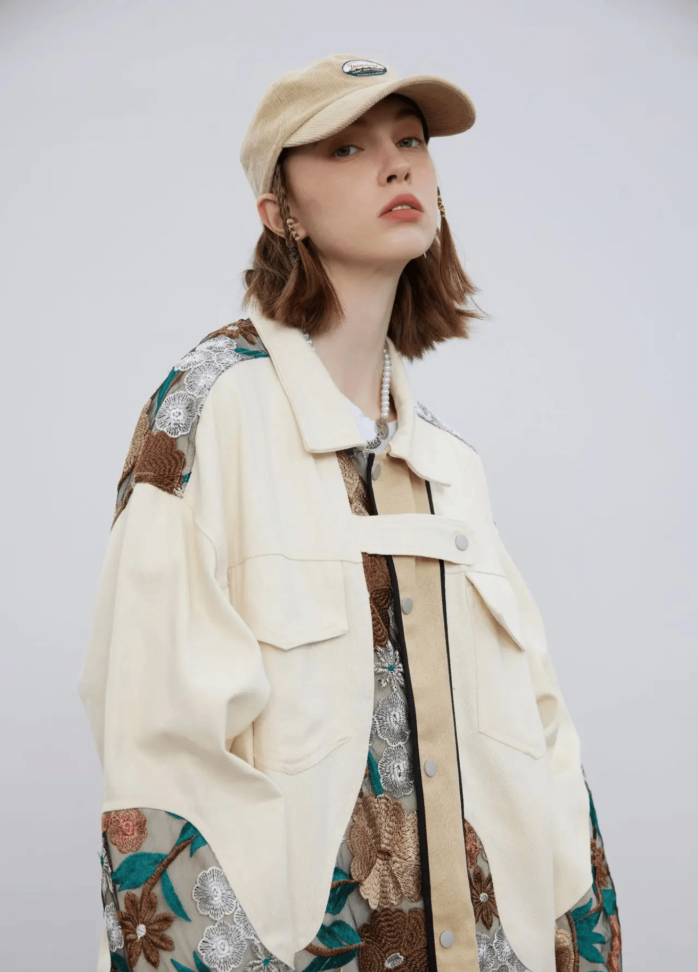 Veste kimono femme motif chrysanthème beige – Kiku Street