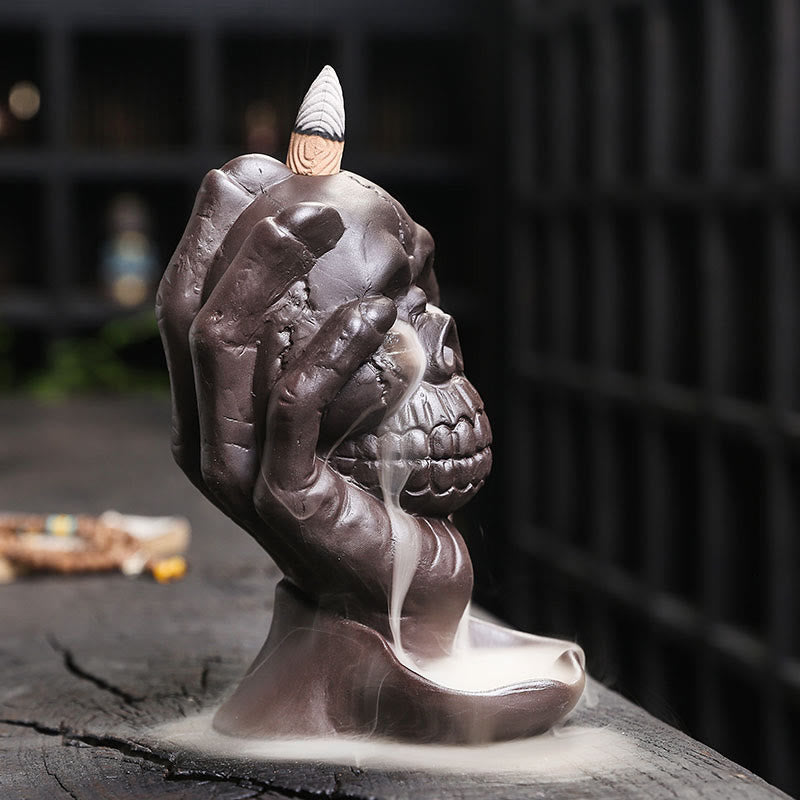 ATELIER-TIBET Brûleur d'encens spirituel en argile violette avec tête de mort et main fantôme en Buddha Stones