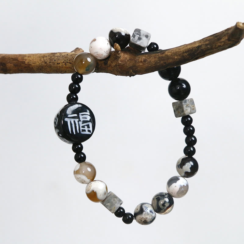 ATELIER-TIBET – Bracelet en Agate & Onyx Noir 8 mm avec Symbole Fu (Protection & Fortune)