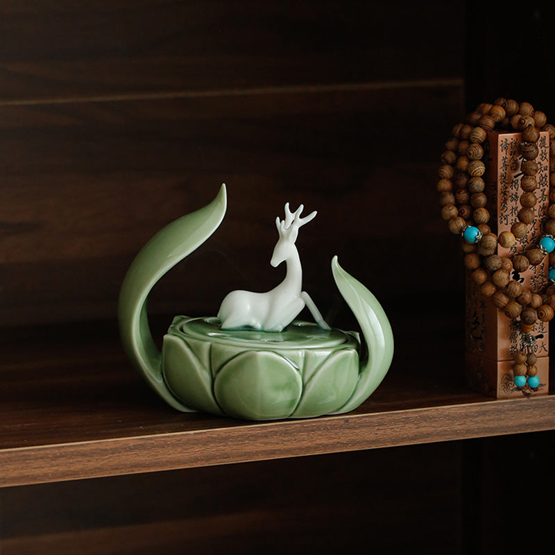 ATELIER-TIBET | Brûleur d’Encens Cerf sur Lotus – Céramique Zen Artisanale