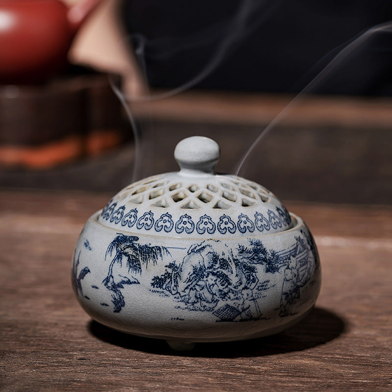 ATELIER-TIBET | Brûleur d’Encens en Porcelaine Bleu & Blanc – Motifs Paysagers Traditionnels