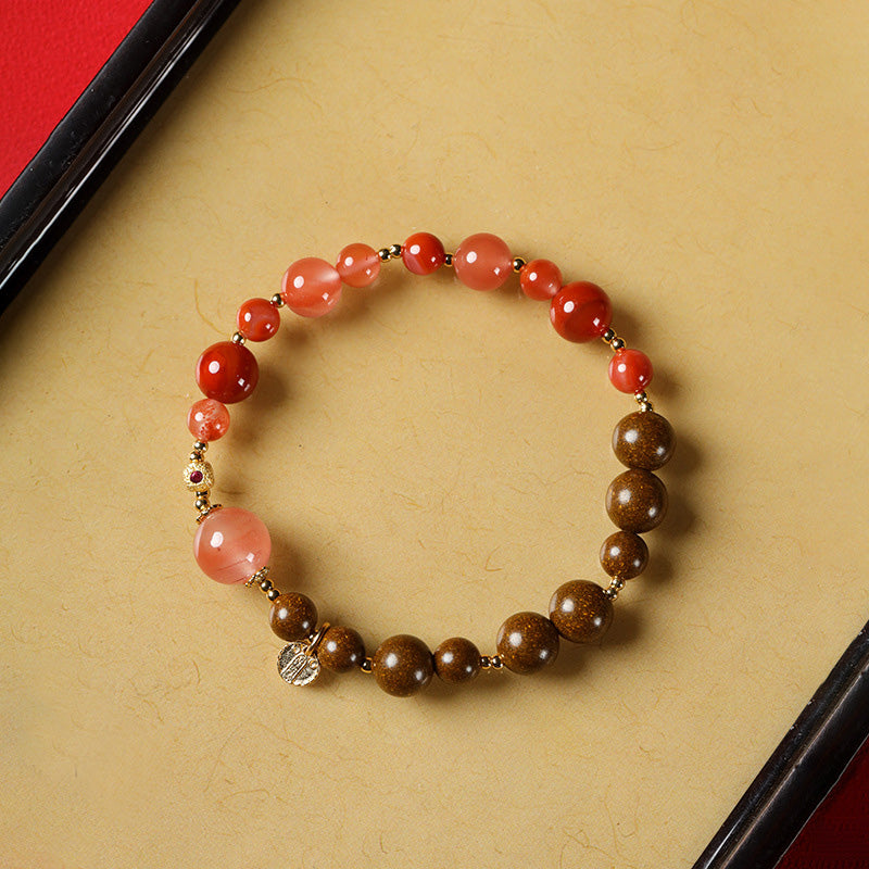 ATELIER-TIBET Bracelet Nanhong Agate & Perles Parfumées – “Cinq Voies du Dieu de la Richesse” (6–8 mm)