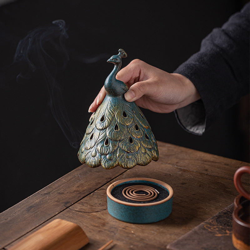 ATELIER-TIBET | Brûleur d’Encens Paon en Céramique – Sculpture Élégante Artisanale